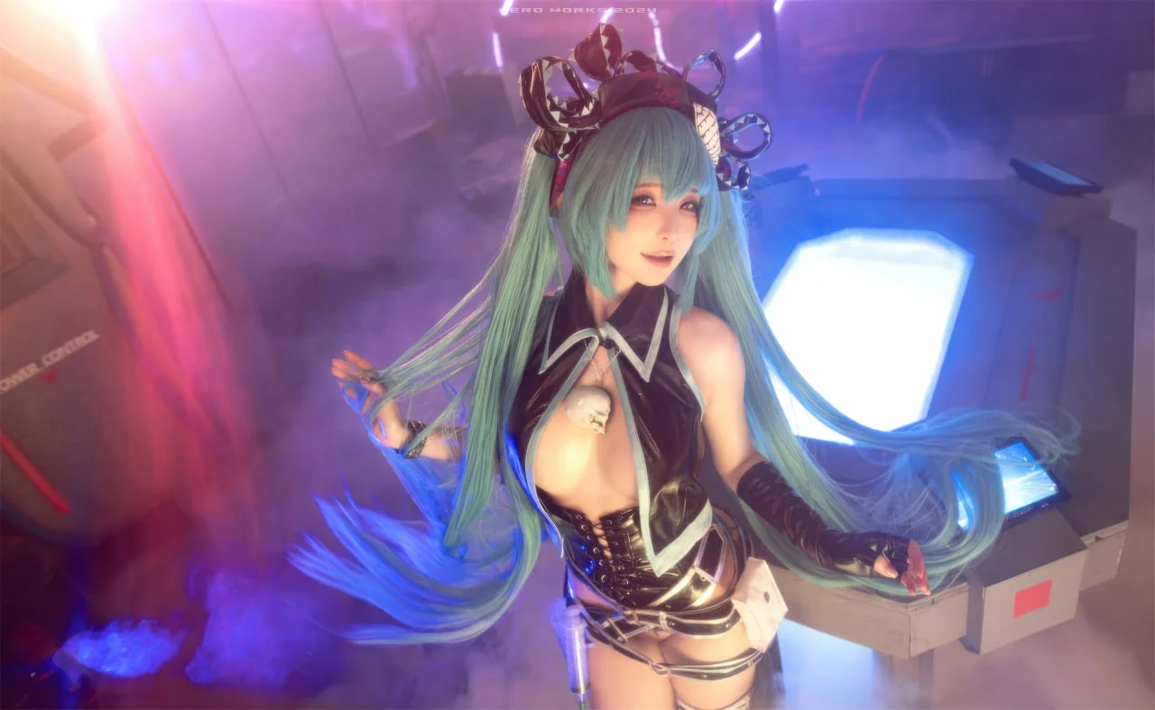 Coser Photo Image No.677